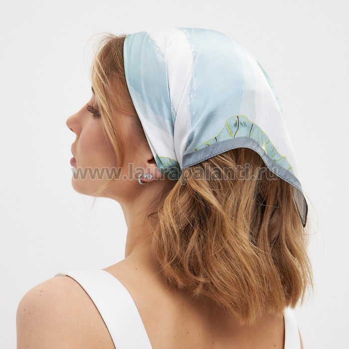 Шелковый платок Laura Palanti "Лотос" светло-зеленый/голубой, 53х53 см